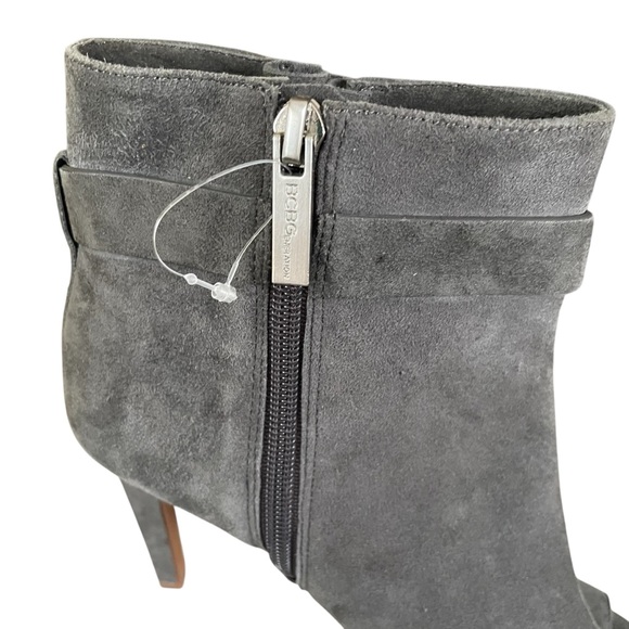 NWOT BCBGeneration Cassia Ankle Suede Peep Toe Booties Womens Size 7.5 Dark Gray - Picture 2 of 11